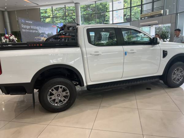 Nắp thùng cuộn điện Option4x4 - Hình ảnh 3